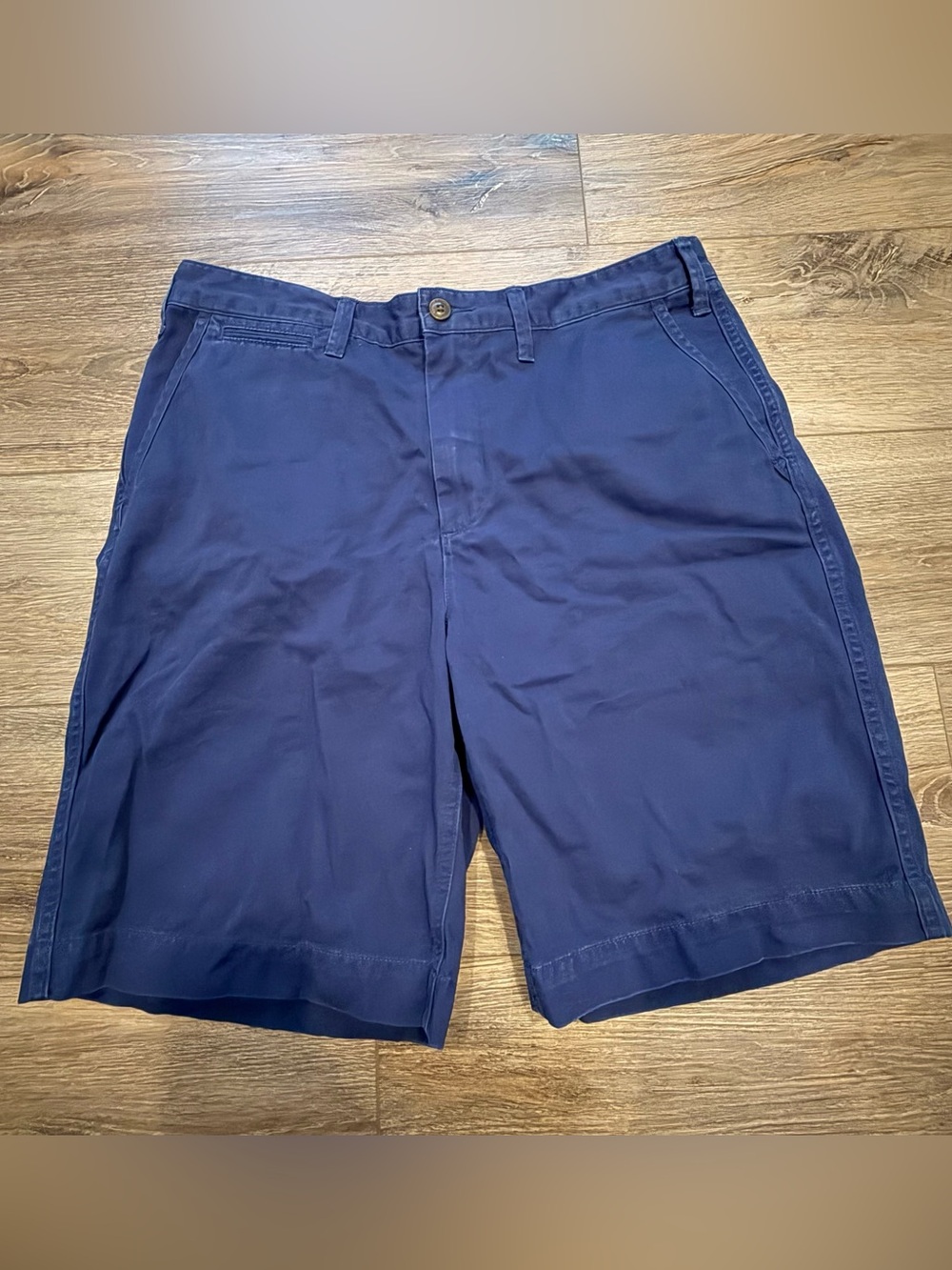 Ralph Lauren Navy Flat-Front Chino Shorts, size 33